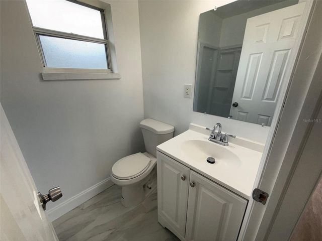165 E POMELO STREET, Groveland, FL 34736