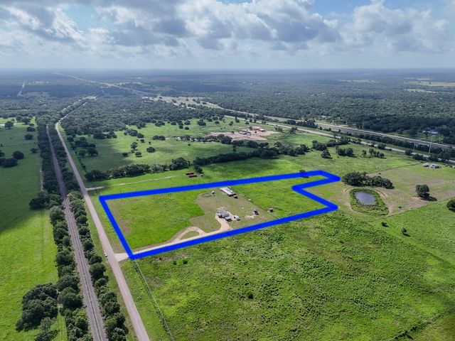 1508 County Road 217, Weimar, TX 78962