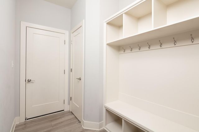 276 Squires Circle, Lexington, KY 40515