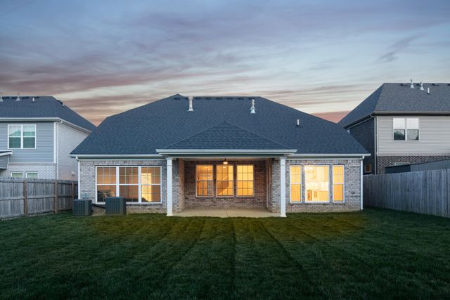 276 Squires Circle, Lexington, KY 40515