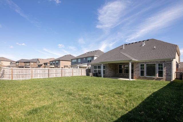 276 Squires Circle, Lexington, KY 40515