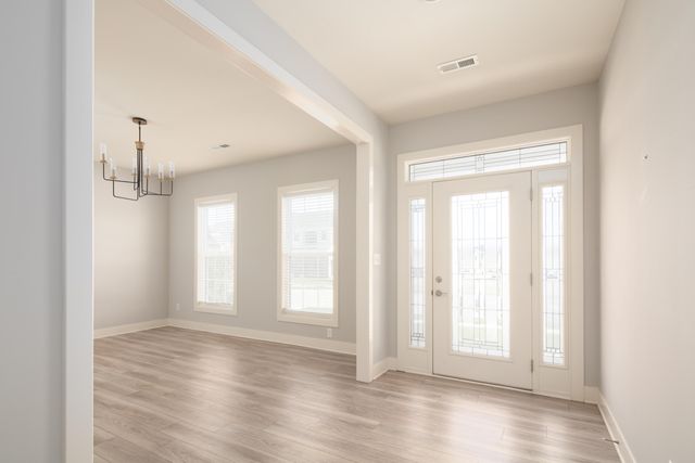 276 Squires Circle, Lexington, KY 40515