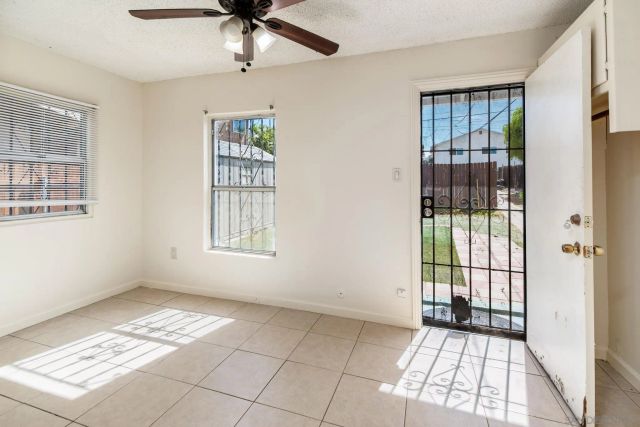 2925 Franklin Ave, San Diego, CA 92113