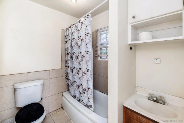 2925 Franklin Ave, San Diego, CA 92113