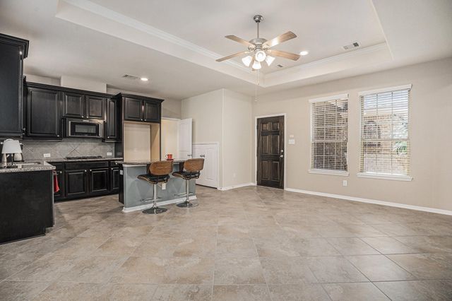 2228 Flower Croft Lane, League City, TX 77573