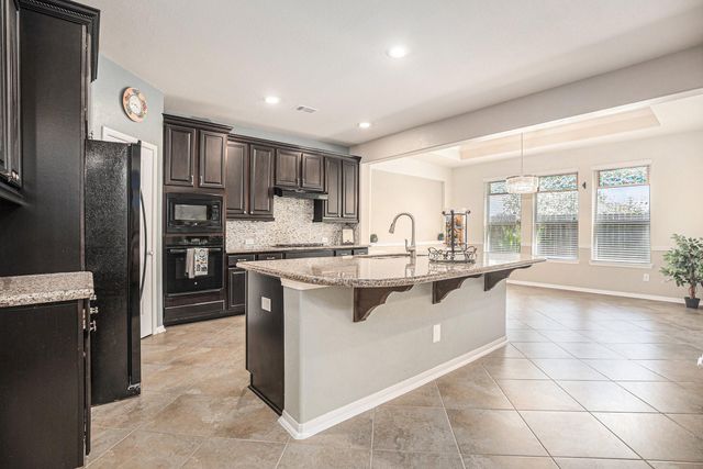 2228 Flower Croft Lane, League City, TX 77573