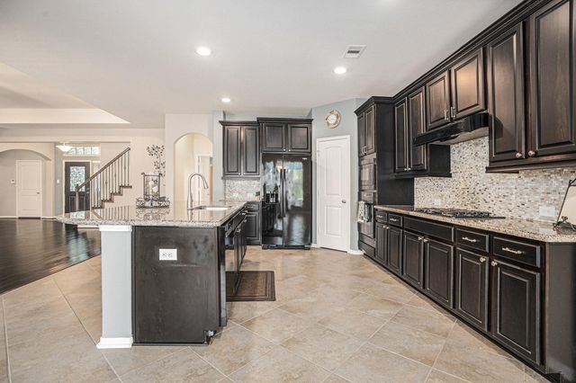 2228 Flower Croft Lane, League City, TX 77573