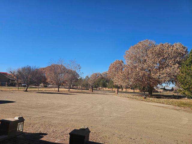 2686 Della Road SW, Albuquerque, NM 87105