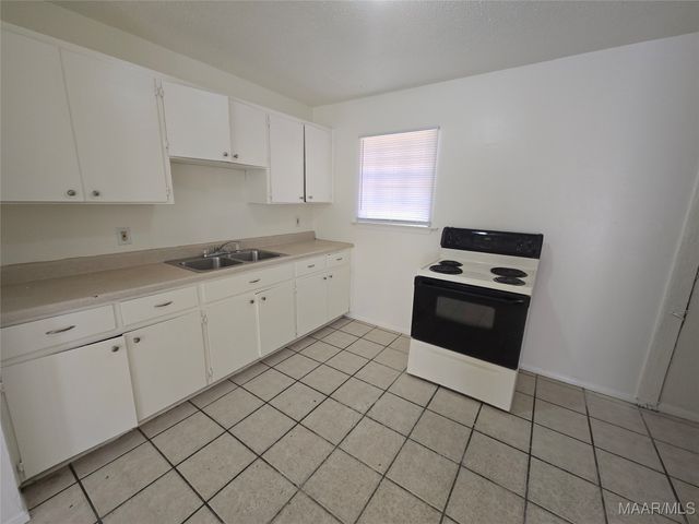 412 EDWARD Street, Montgomery, AL 36110