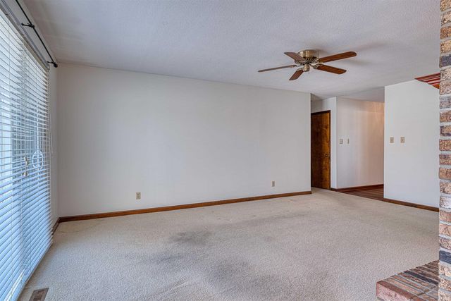 7766 Meadow Lane, Newburgh, IN 47630
