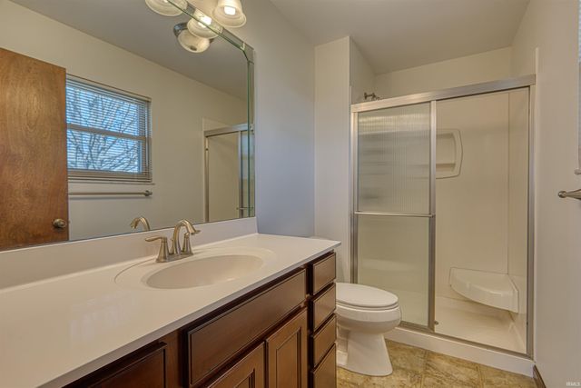 7766 Meadow Lane, Newburgh, IN 47630