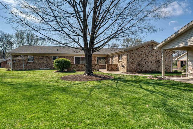 7766 Meadow Lane, Newburgh, IN 47630