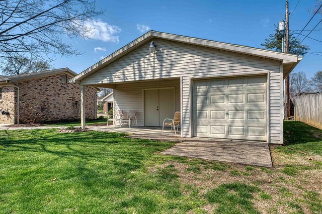 7766 Meadow Lane, Newburgh, IN 47630