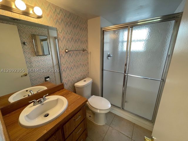 9431 Live Oak Pl 203, Davie, FL 33324