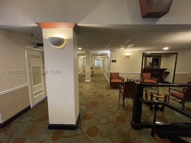 9431 Live Oak Pl 203, Davie, FL 33324