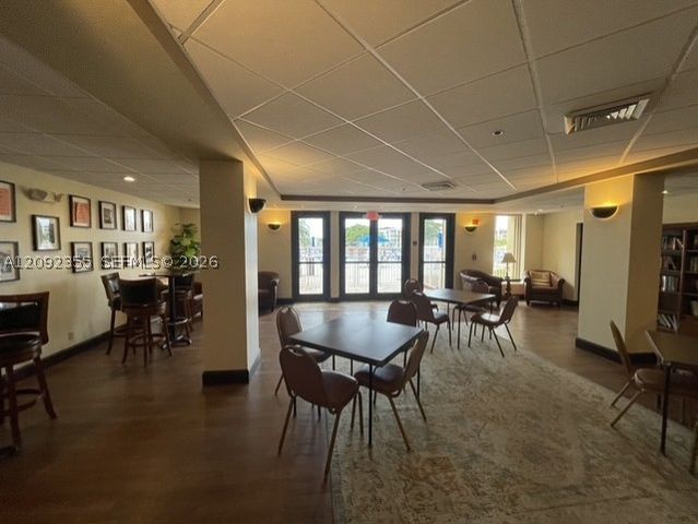 9431 Live Oak Pl 203, Davie, FL 33324