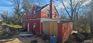 810 Airport Road, St Louis, MO 63135