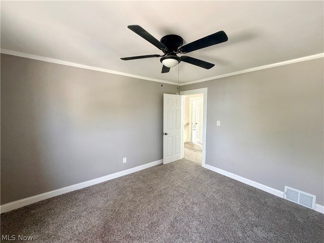 1350 Russell Road, Cleveland, OH 44103