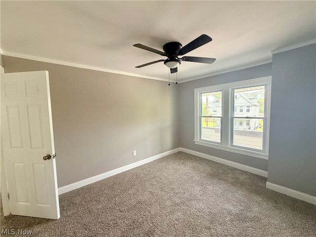 1350 Russell Road, Cleveland, OH 44103