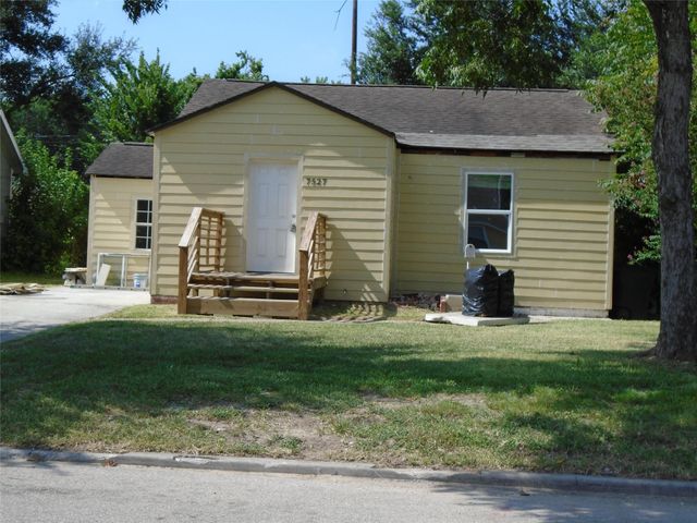 7527 Erath Street, Houston, TX 77023