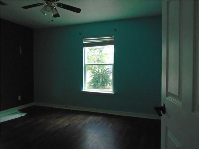 7527 Erath Street, Houston, TX 77023