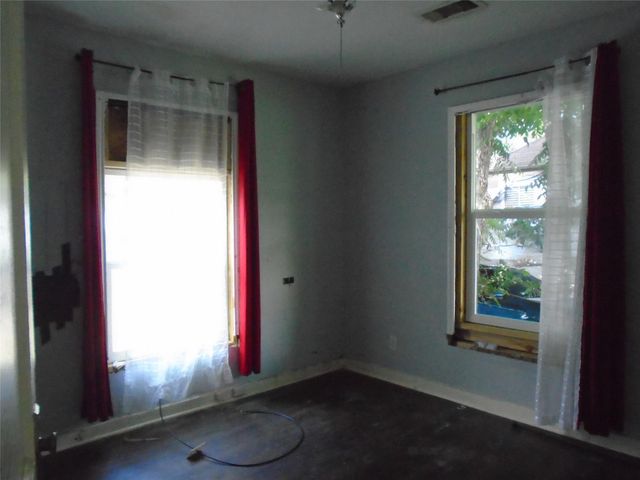 7527 Erath Street, Houston, TX 77023