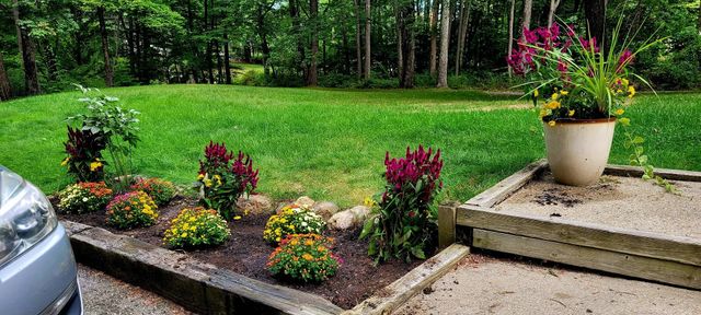 23R Pingree Hill Road, Derry, NH 03038