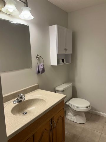 23R Pingree Hill Road, Derry, NH 03038