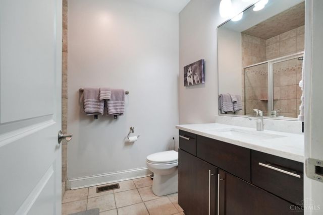 406 Stanley Avenue, Cincinnati, OH 45226