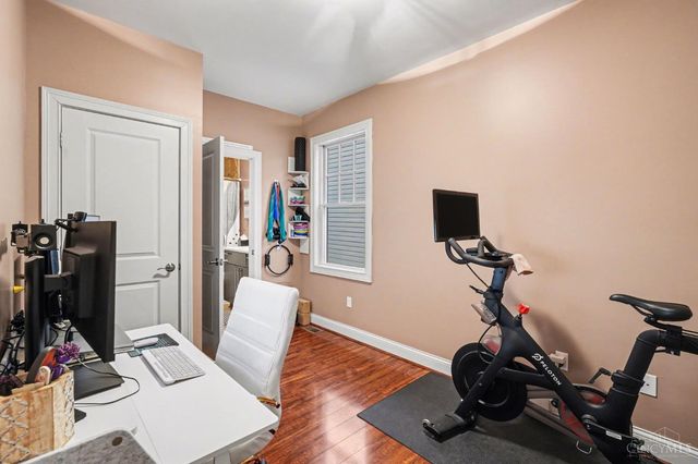 406 Stanley Avenue, Cincinnati, OH 45226