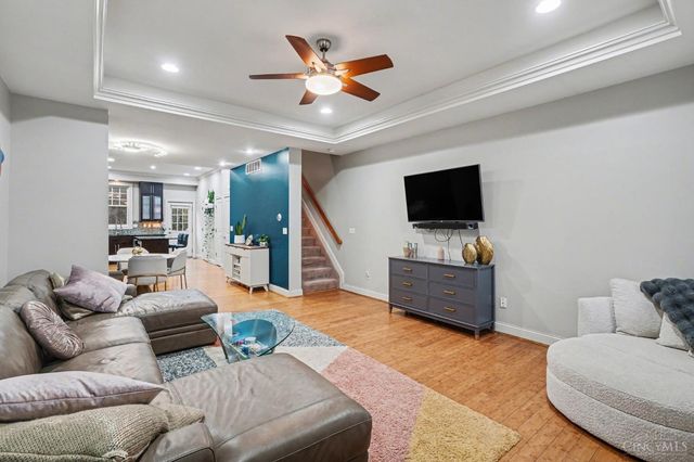 406 Stanley Avenue, Cincinnati, OH 45226