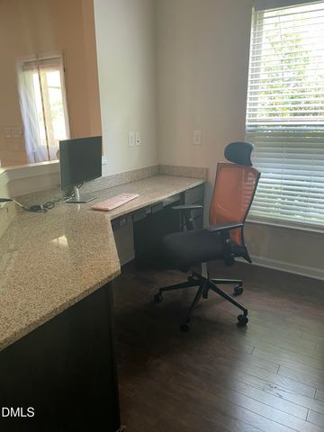 920 Cozy Oak Avenue, Cary, NC 27519