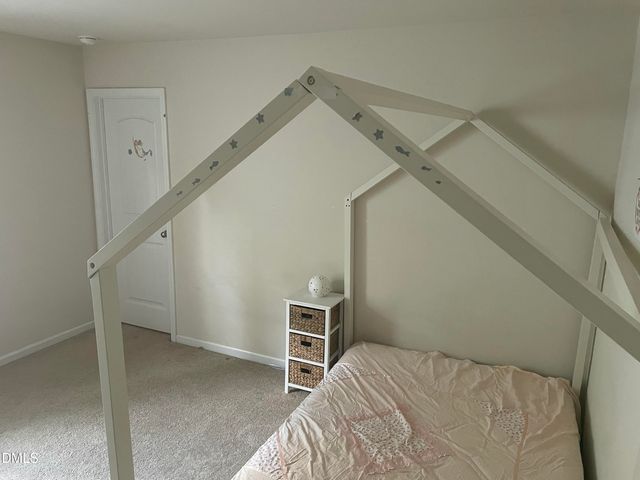 920 Cozy Oak Avenue, Cary, NC 27519