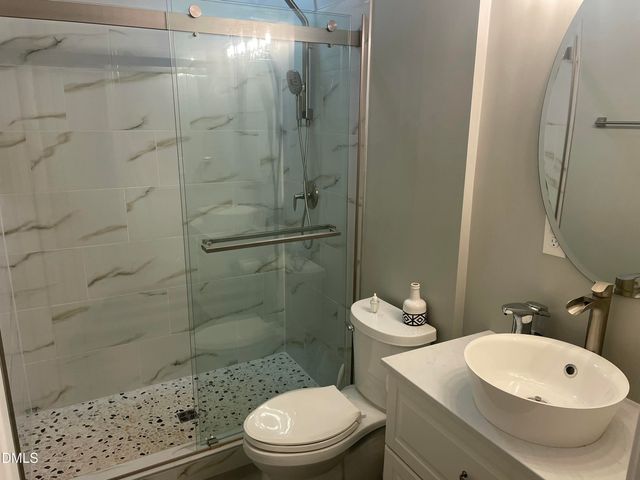 920 Cozy Oak Avenue, Cary, NC 27519