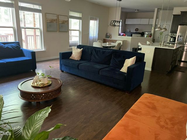 920 Cozy Oak Avenue, Cary, NC 27519