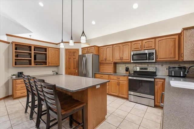 1299 St Patrick Way, Sun Prairie, WI 53590