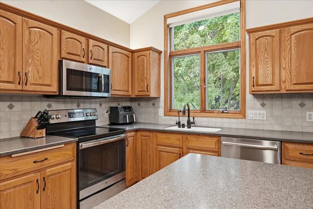 1299 St Patrick Way, Sun Prairie, WI 53590