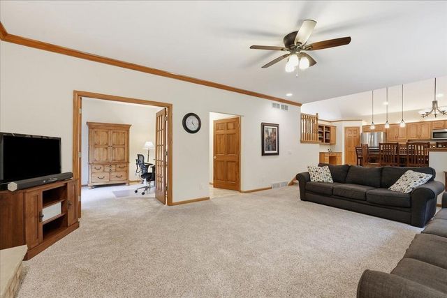 1299 St Patrick Way, Sun Prairie, WI 53590