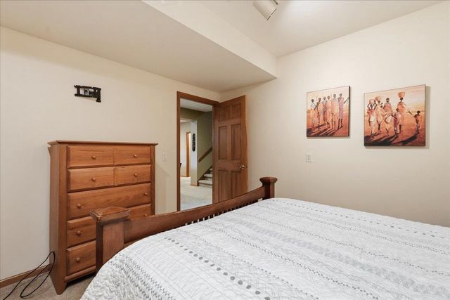 1299 St Patrick Way, Sun Prairie, WI 53590