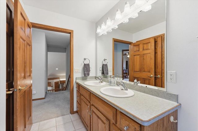 1299 St Patrick Way, Sun Prairie, WI 53590