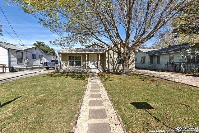 119 PHARIS ST, San Antonio, TX 78237
