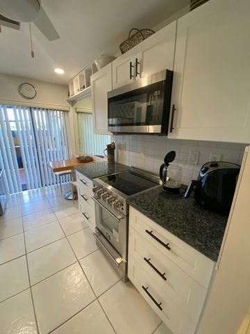 5061 Nesting Way D, Delray Beach, FL 33484