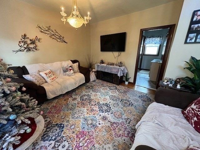 1657 Meridian St, Fall River, MA 02720