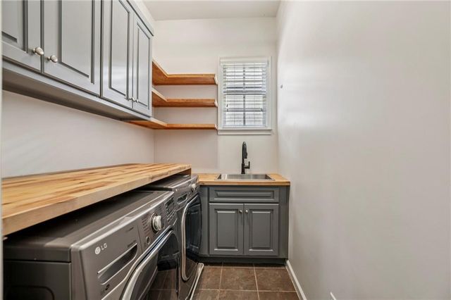 5206 Creek Walk Circle, Peachtree Corners, GA 30092