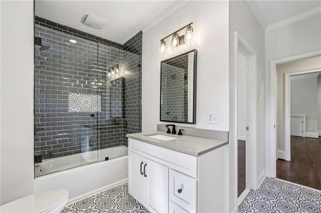 5206 Creek Walk Circle, Peachtree Corners, GA 30092
