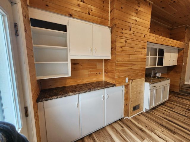 412 N Darling Avenue, Fremont, MI 49412