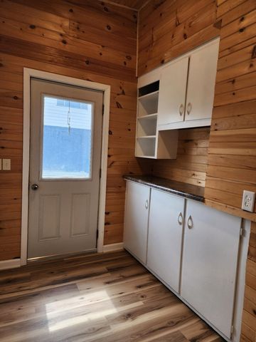 412 N Darling Avenue, Fremont, MI 49412