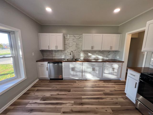 412 N Darling Avenue, Fremont, MI 49412