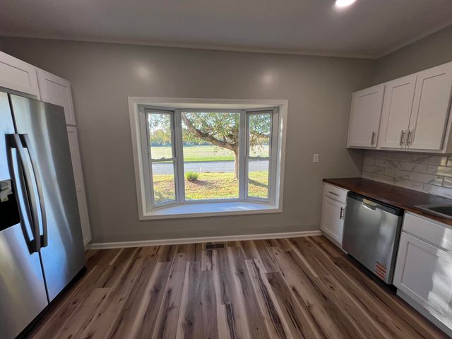 412 N Darling Avenue, Fremont, MI 49412