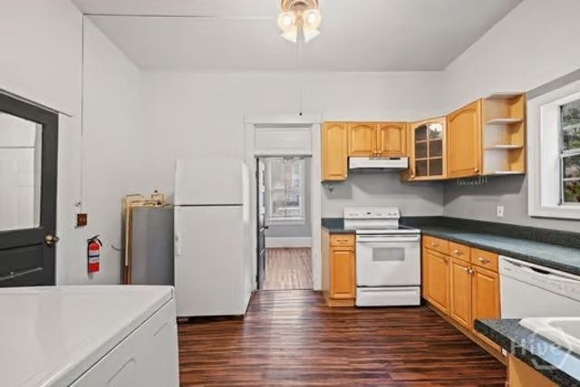 723 E Henry Street A, Savannah, GA 31401